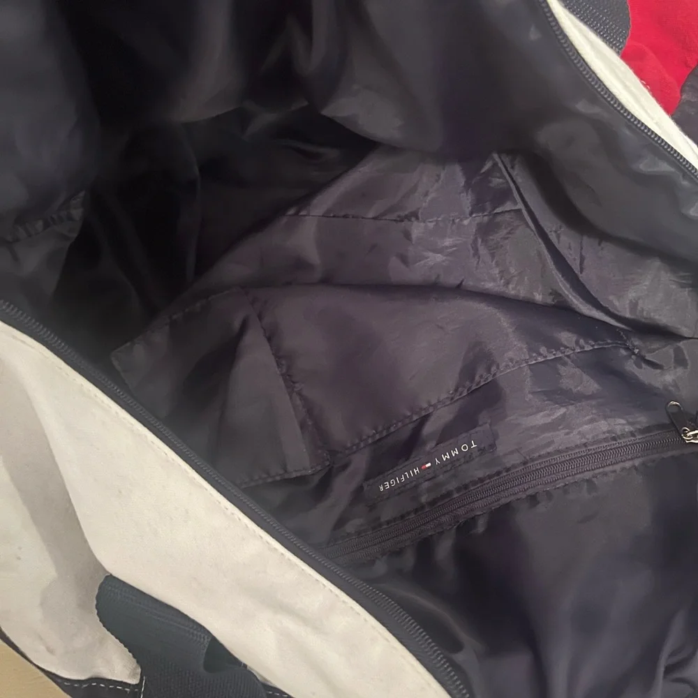 Tommy Hilfiger Duffle bag